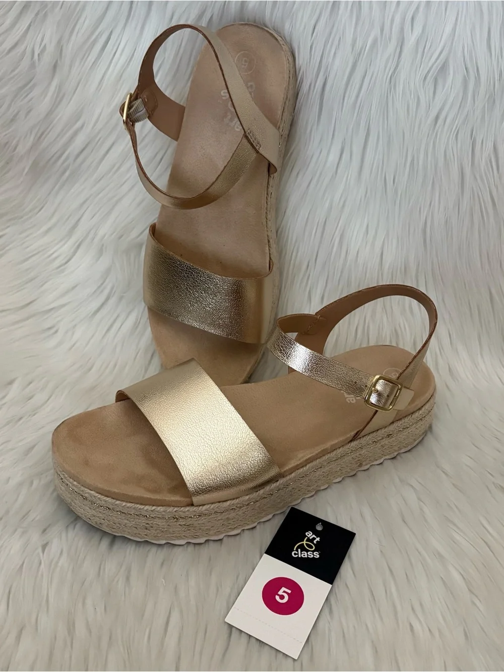 Art Class Gold “Lindsey” Soft Flatform Platform Sandals (Fits Women’s 7)